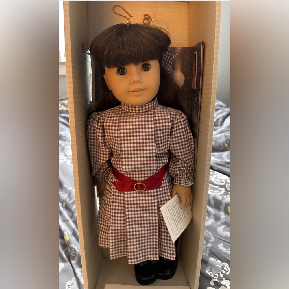 Retired American girl Samantha - NIB